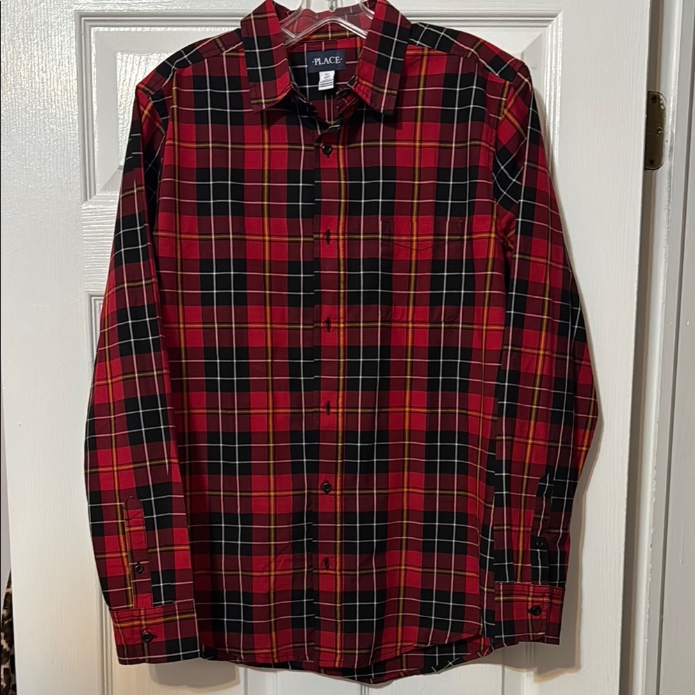Place brand Plaid Red and Black Men's Shirt. Small. NWT.